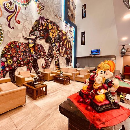 Hotel The Gold Inn - Karol Bagh Delhi Ngoại thất bức ảnh