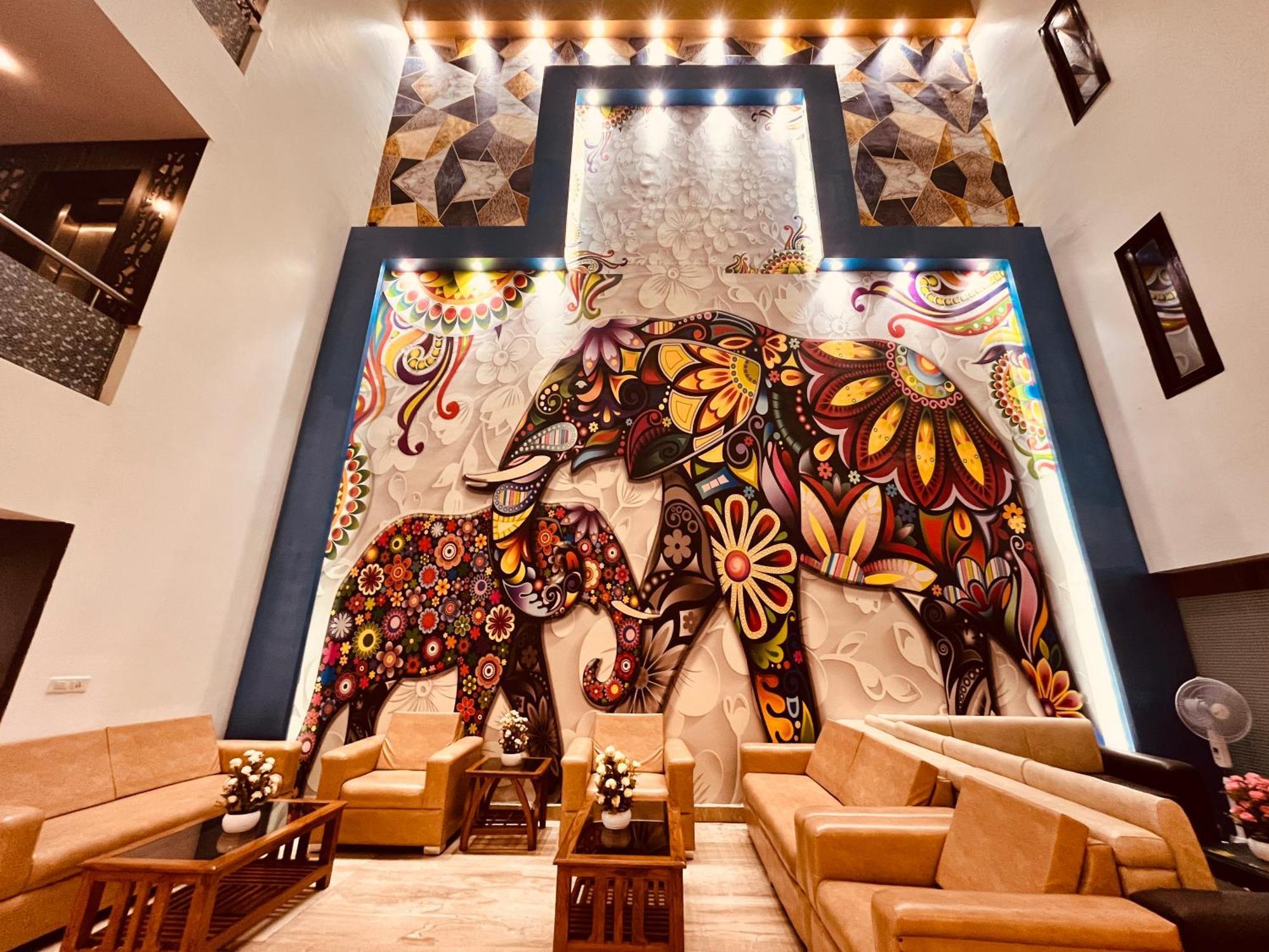 Hotel The Gold Inn - Karol Bagh Delhi Ngoại thất bức ảnh