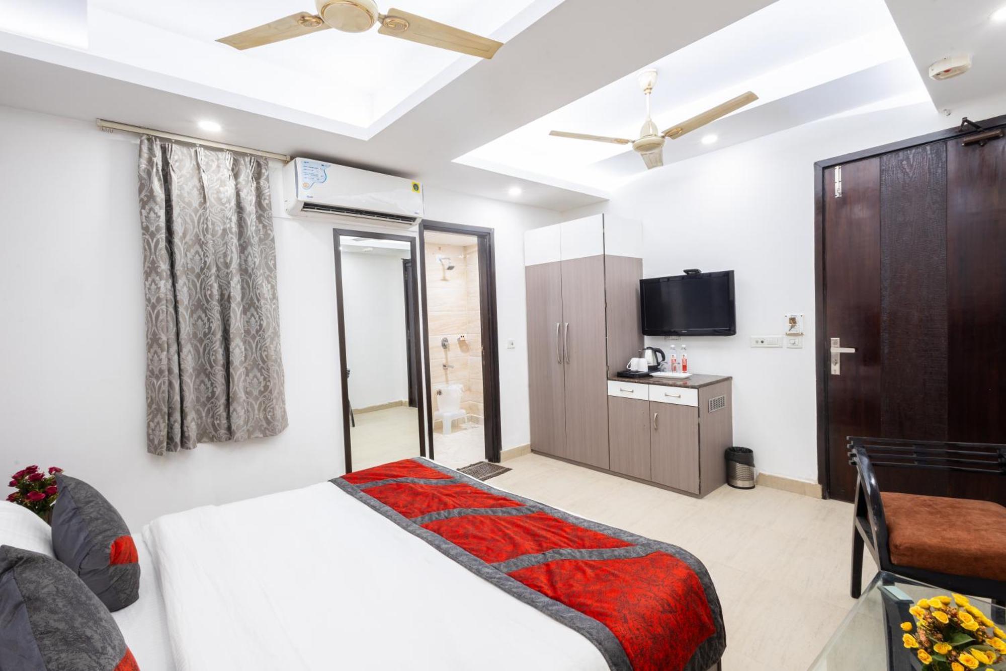 Hotel The Gold Inn - Karol Bagh Delhi Ngoại thất bức ảnh