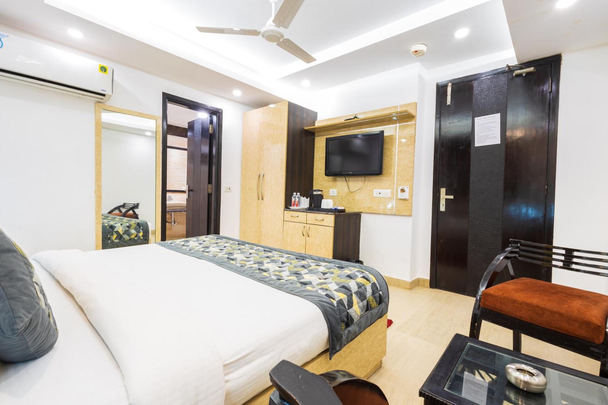 Hotel The Gold Inn - Karol Bagh Delhi Ngoại thất bức ảnh