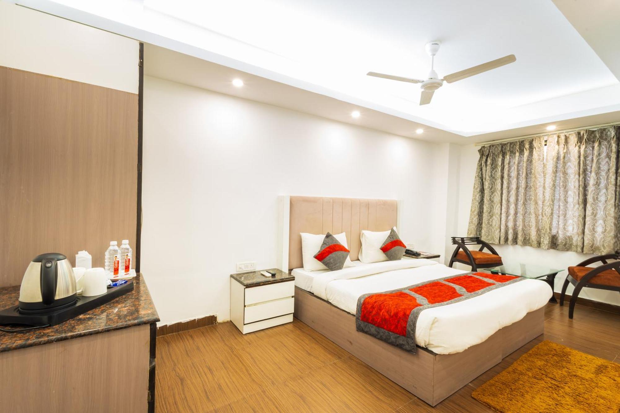 Hotel The Gold Inn - Karol Bagh Delhi Ngoại thất bức ảnh