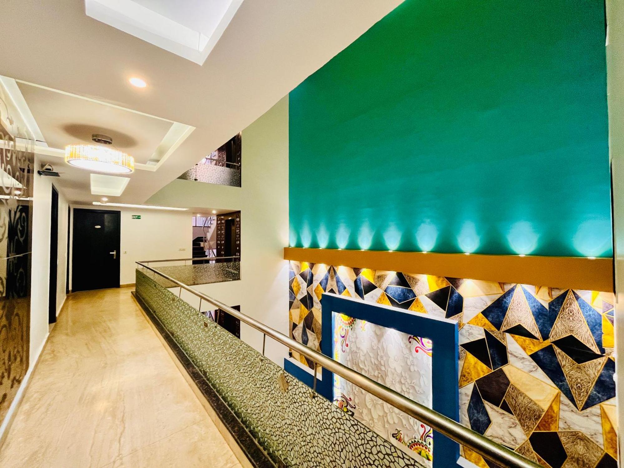 Hotel The Gold Inn - Karol Bagh Delhi Ngoại thất bức ảnh